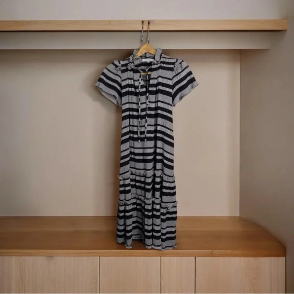 ⭐️NWOT⭐️ Hunter Bell NYC- Matthews Dress Black Stripe size S - Picture 4 of 10